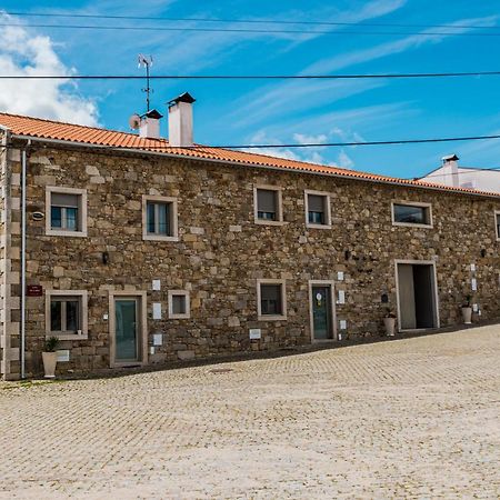 Hotel Casas Campo Cimo Da Quinta Miranda del Duero Exterior foto