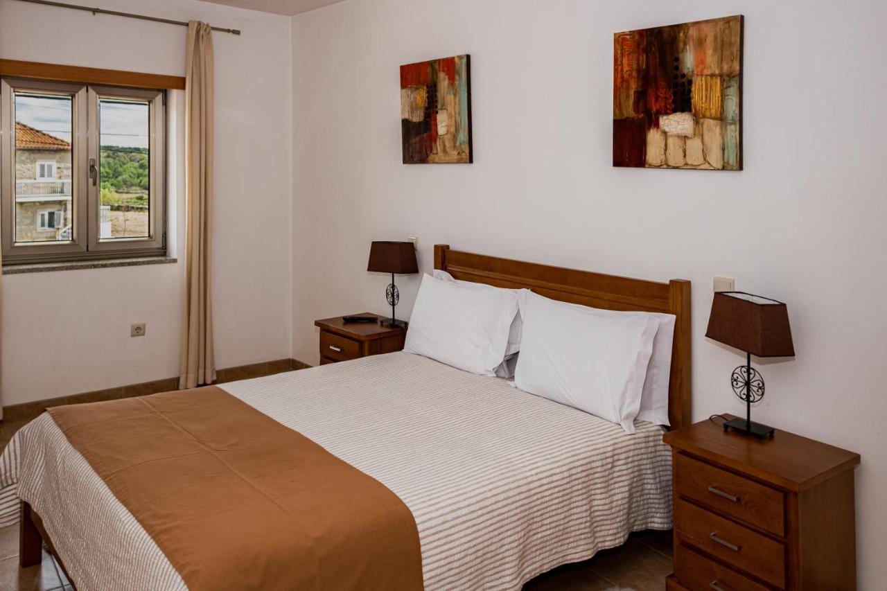 Hotel Casas Campo Cimo Da Quinta Miranda del Duero Exterior foto