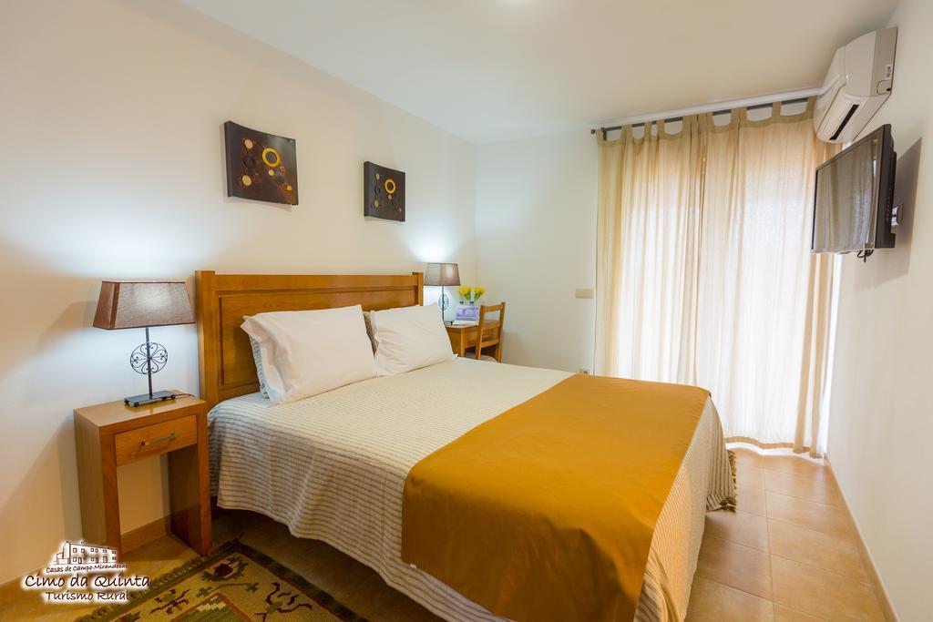 Hotel Casas Campo Cimo Da Quinta Miranda del Duero Exterior foto